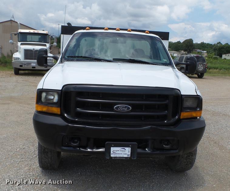 image for item DB7115 1999 Ford F550 Super Duty utility truck