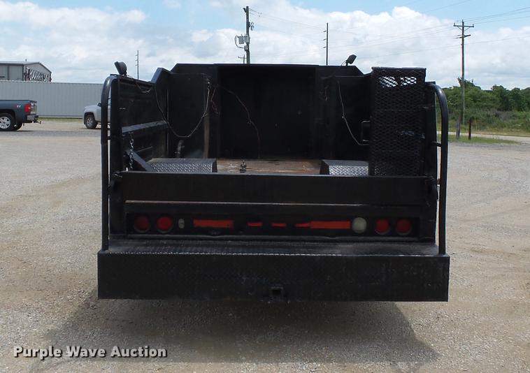 image for item DB7115 1999 Ford F550 Super Duty utility truck