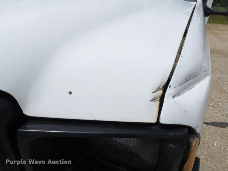 image for item DB7115 1999 Ford F550 Super Duty utility truck