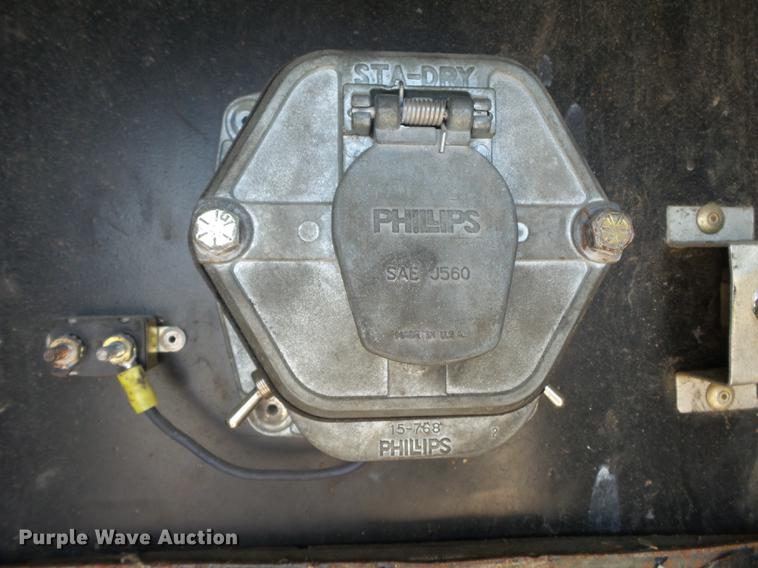 image for item DB7115 1999 Ford F550 Super Duty utility truck