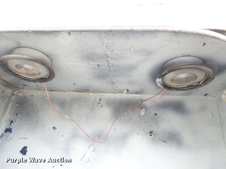 image for item DB7115 1999 Ford F550 Super Duty utility truck