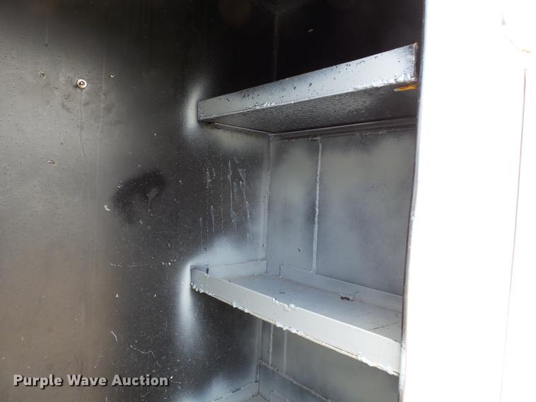 image for item DB7115 1999 Ford F550 Super Duty utility truck