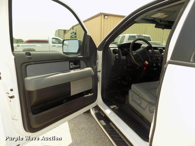 image for item DB8719 2013 Ford F150 STX SuperCab pickup truck