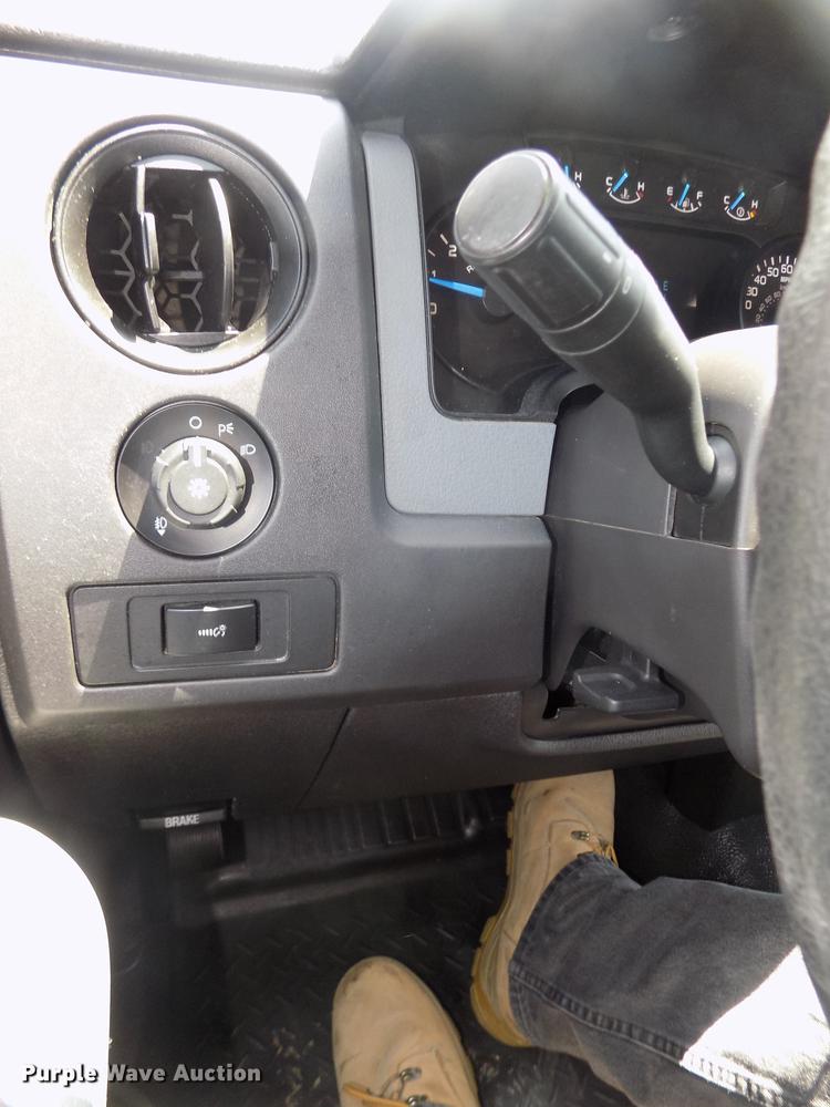 image for item DB8719 2013 Ford F150 STX SuperCab pickup truck