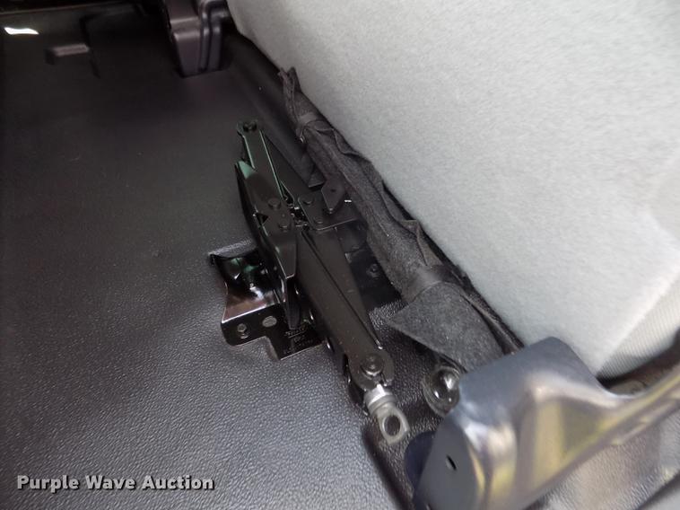 image for item DB8719 2013 Ford F150 STX SuperCab pickup truck