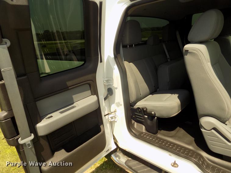 image for item DB8719 2013 Ford F150 STX SuperCab pickup truck