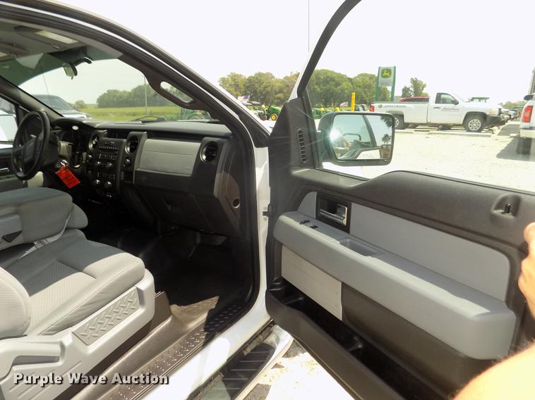 image for item DB8719 2013 Ford F150 STX SuperCab pickup truck