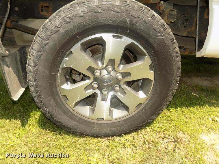 image for item DB8719 2013 Ford F150 STX SuperCab pickup truck