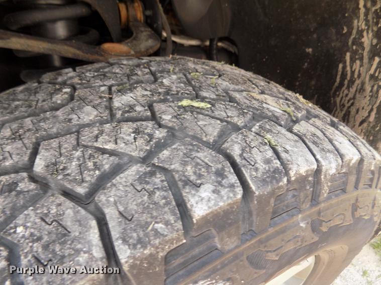 image for item DB8719 2013 Ford F150 STX SuperCab pickup truck