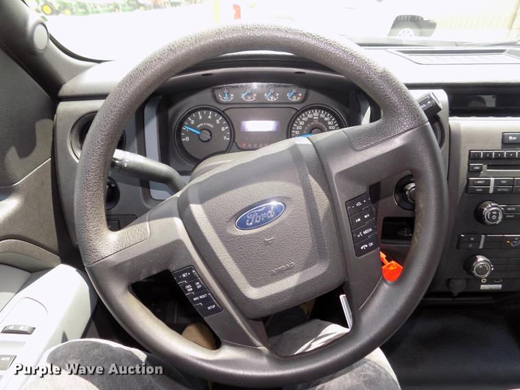 image for item DB8720 2013 Ford F150 STX SuperCab pickup truck