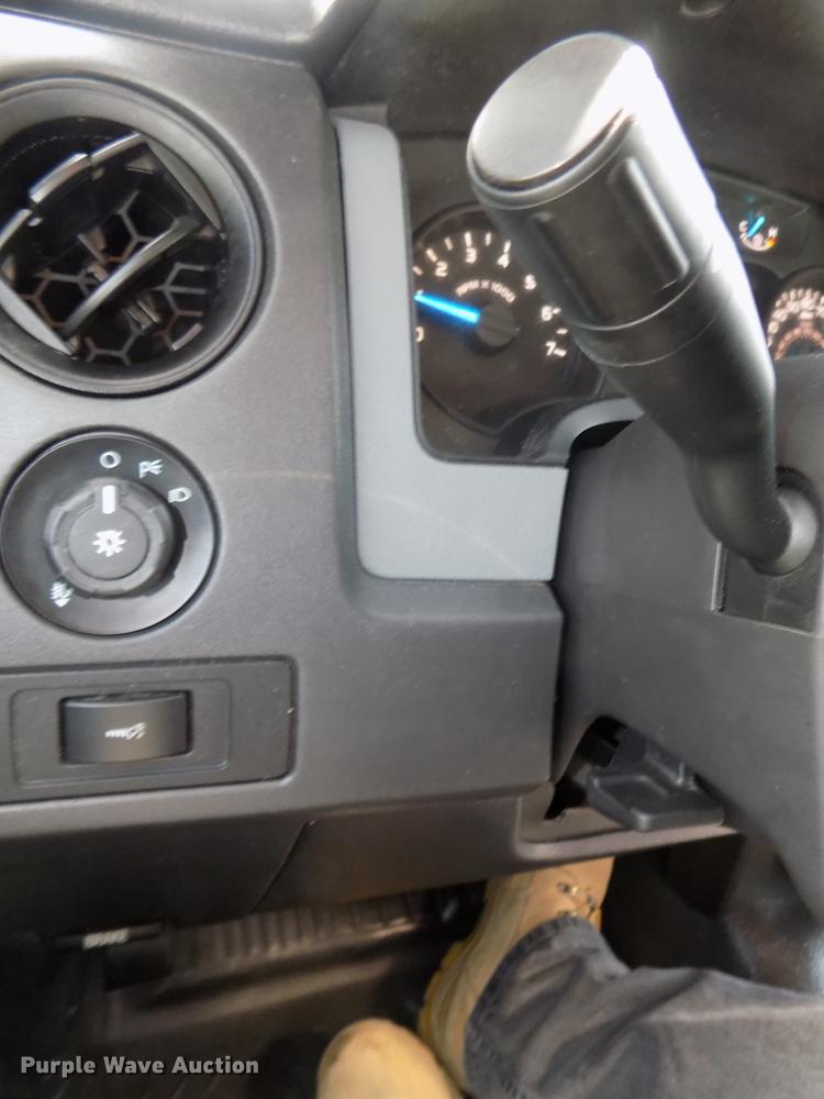 image for item DB8720 2013 Ford F150 STX SuperCab pickup truck