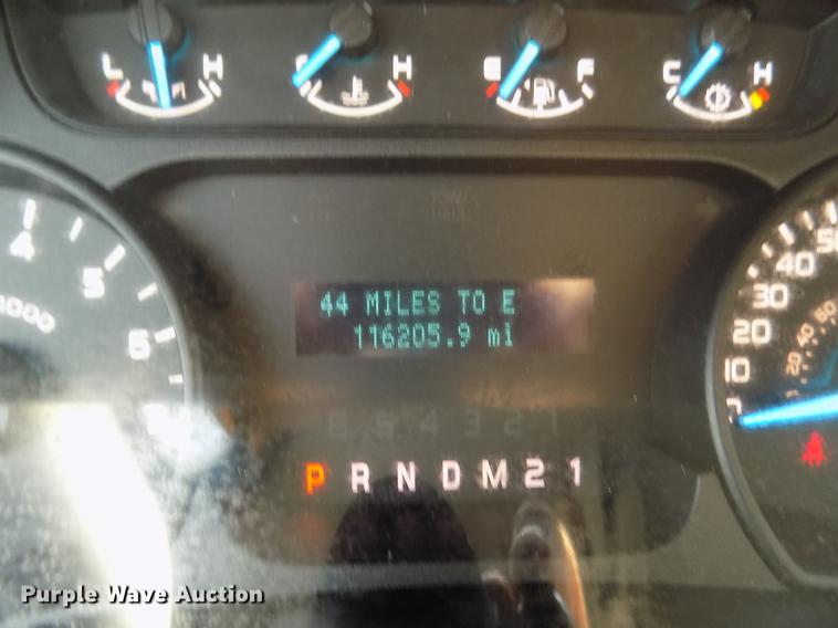 image for item DB8720 2013 Ford F150 STX SuperCab pickup truck