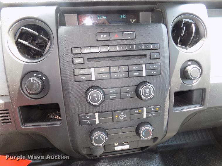 image for item DB8720 2013 Ford F150 STX SuperCab pickup truck