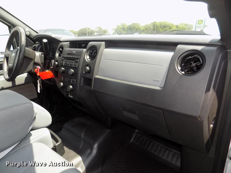 image for item DB8720 2013 Ford F150 STX SuperCab pickup truck