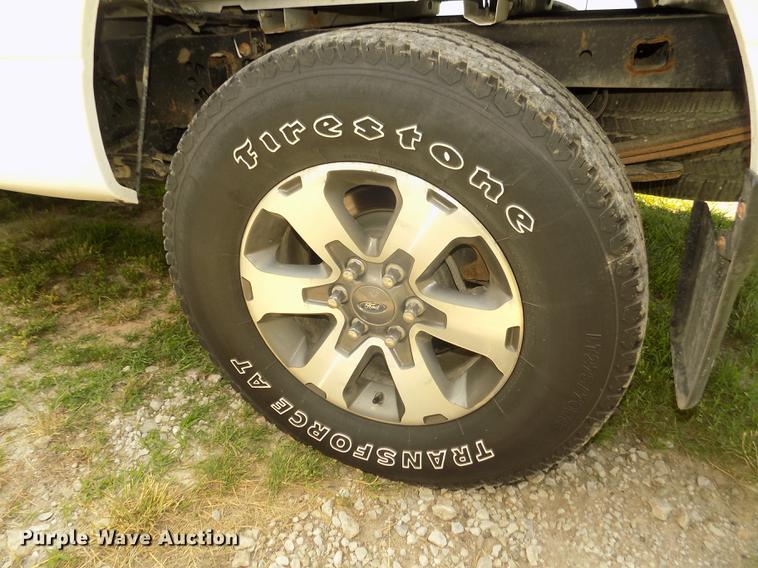 image for item DB8720 2013 Ford F150 STX SuperCab pickup truck