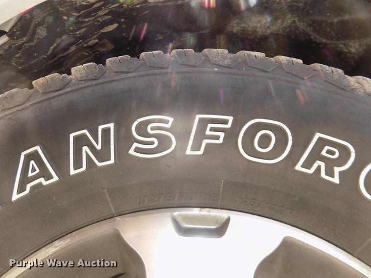 image for item DB8720 2013 Ford F150 STX SuperCab pickup truck