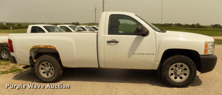 image for item DB8721 2009 Chevrolet Silverado 1500 pickup truck