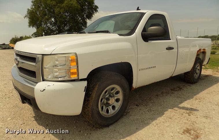 image for item DB8722 2008 Chevrolet Silverado 1500 pickup truck