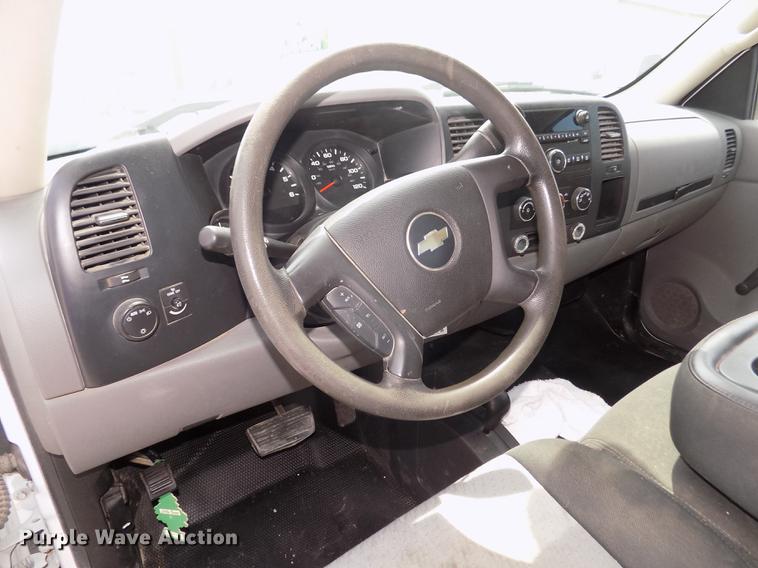 image for item DB8722 2008 Chevrolet Silverado 1500 pickup truck