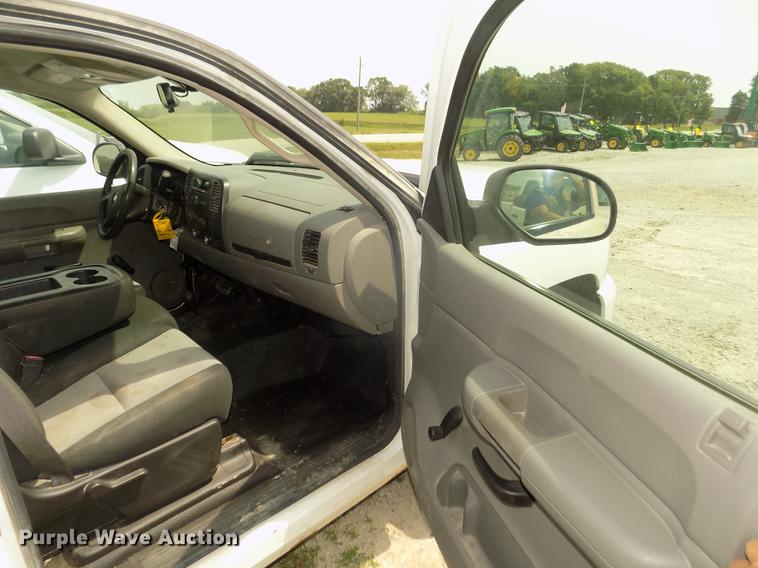 image for item DB8722 2008 Chevrolet Silverado 1500 pickup truck