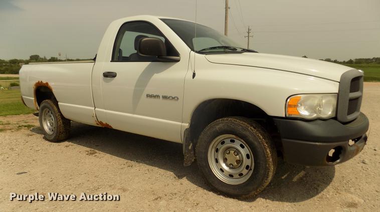 image for item DB8723 2005 Dodge Ram 1500 pickup truck