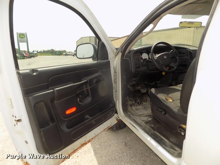 image for item DB8723 2005 Dodge Ram 1500 pickup truck