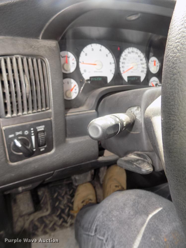 image for item DB8723 2005 Dodge Ram 1500 pickup truck