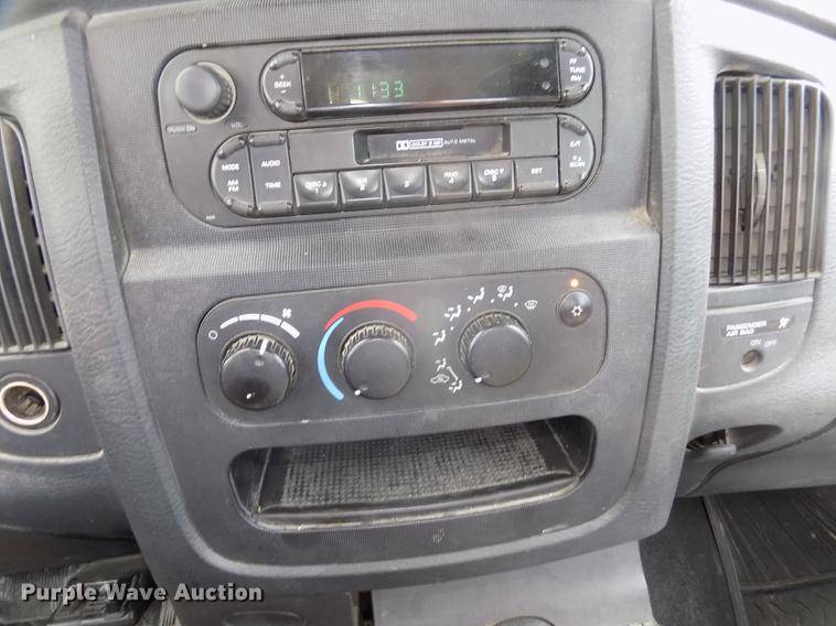 image for item DB8723 2005 Dodge Ram 1500 pickup truck