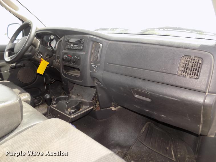 image for item DB8723 2005 Dodge Ram 1500 pickup truck