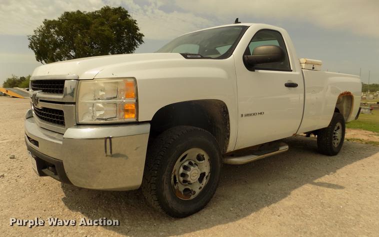image for item DB8724 2008 Chevrolet Silverado 2500HD pickup truck