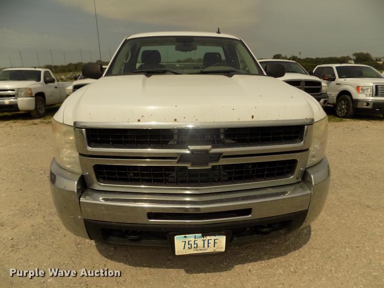 image for item DB8724 2008 Chevrolet Silverado 2500HD pickup truck