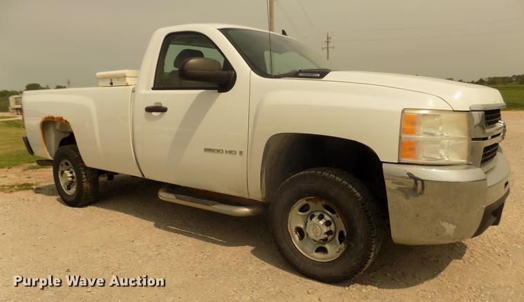 image for item DB8724 2008 Chevrolet Silverado 2500HD pickup truck