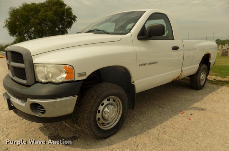 image for item DB8725 2004 Dodge Ram 2500 pickup truck