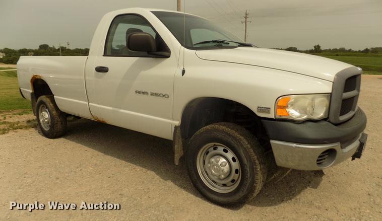 image for item DB8725 2004 Dodge Ram 2500 pickup truck