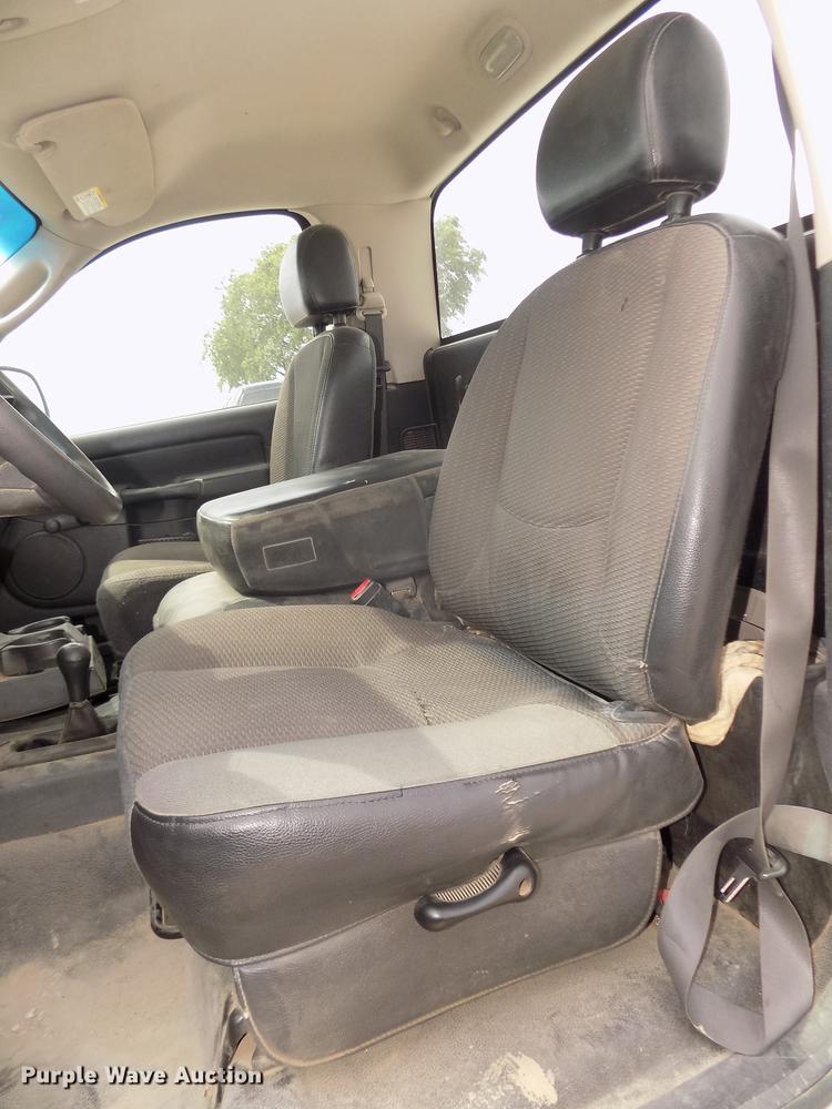 image for item DB8725 2004 Dodge Ram 2500 pickup truck