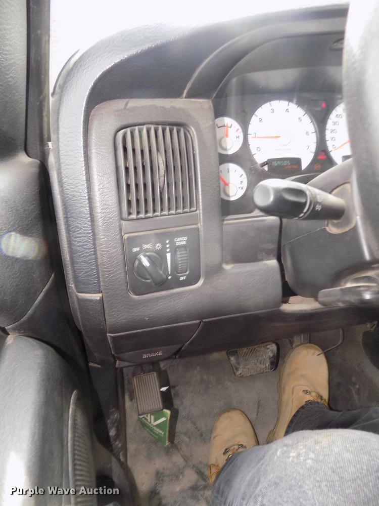 image for item DB8725 2004 Dodge Ram 2500 pickup truck