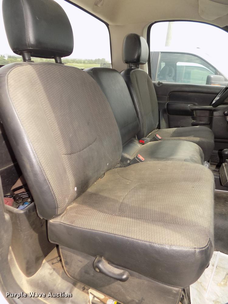 image for item DB8725 2004 Dodge Ram 2500 pickup truck