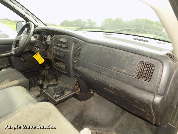 image for item DB8725 2004 Dodge Ram 2500 pickup truck