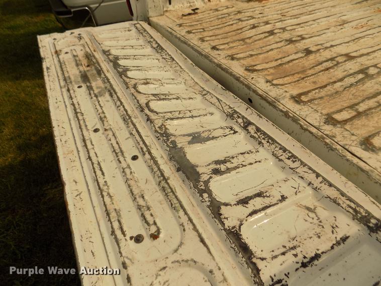 image for item DB8725 2004 Dodge Ram 2500 pickup truck