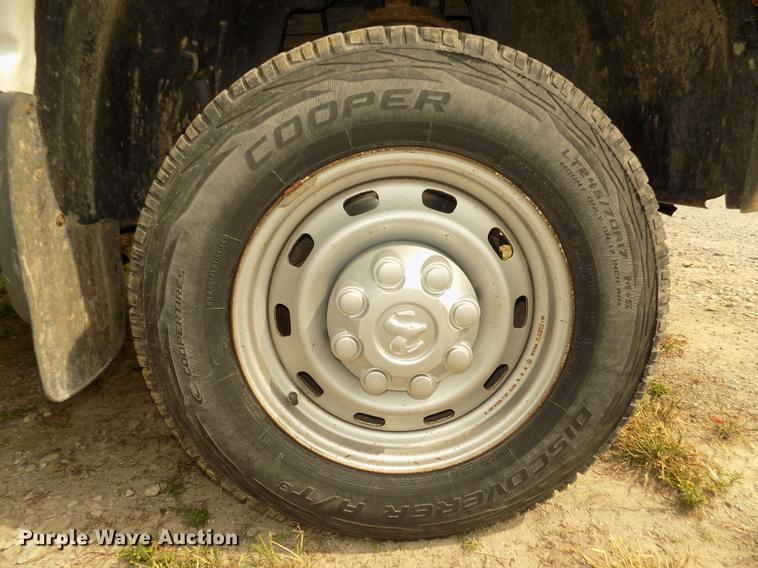 image for item DB8725 2004 Dodge Ram 2500 pickup truck