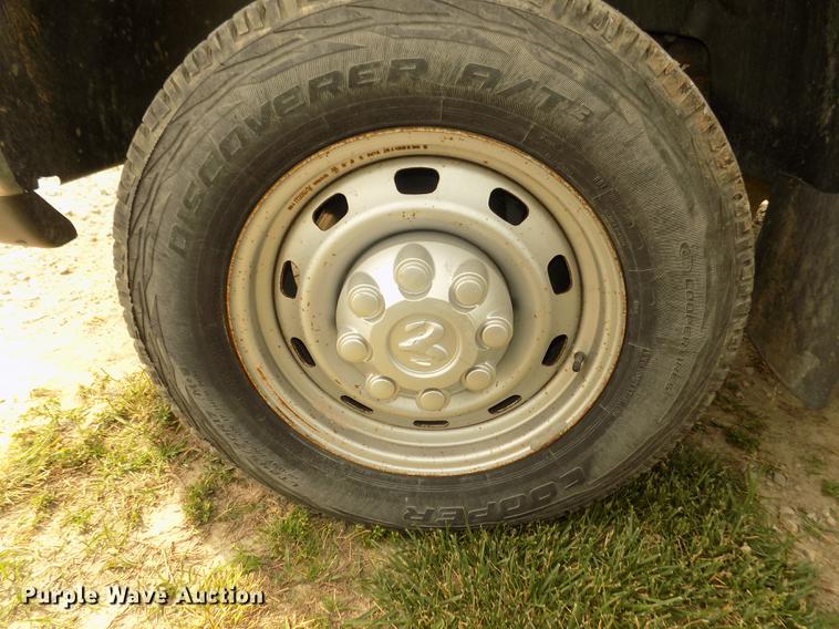 image for item DB8725 2004 Dodge Ram 2500 pickup truck