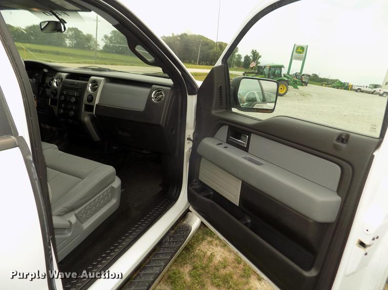 image for item DB8726 2012 Ford F150 XLT SuperCab pickup truck