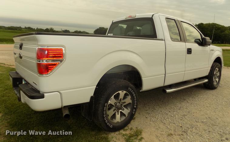image for item DB8727 2014 Ford F150 STX SuperCab pickup truck