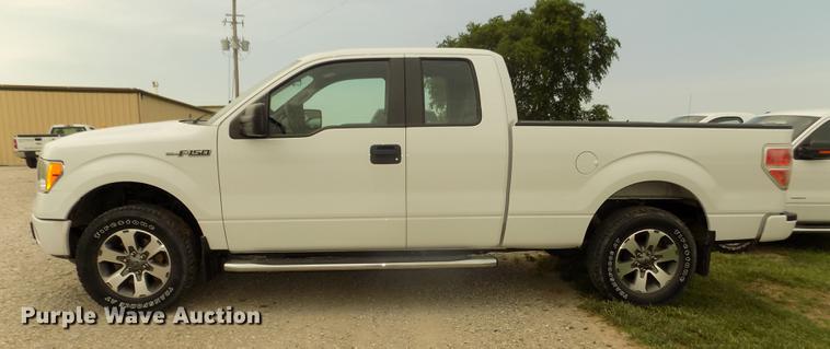 image for item DB8727 2014 Ford F150 STX SuperCab pickup truck