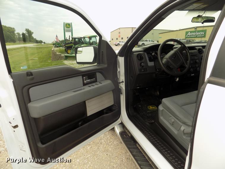 image for item DB8727 2014 Ford F150 STX SuperCab pickup truck