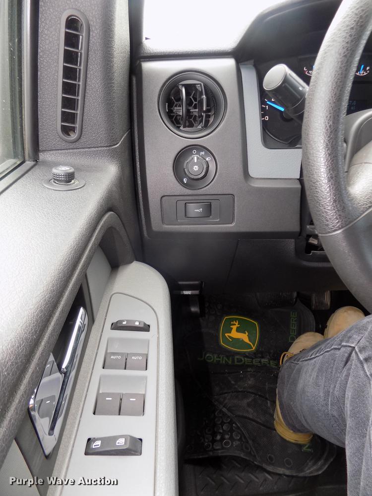 image for item DB8727 2014 Ford F150 STX SuperCab pickup truck