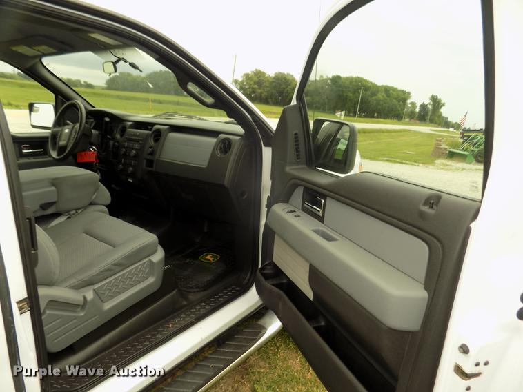 image for item DB8727 2014 Ford F150 STX SuperCab pickup truck