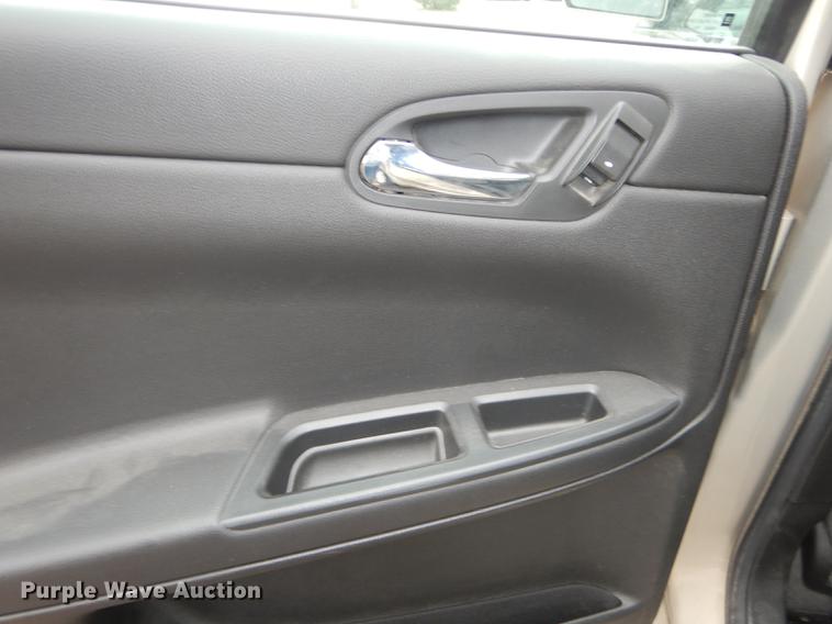 image for item DC0439 2012 Chevrolet Impala LS