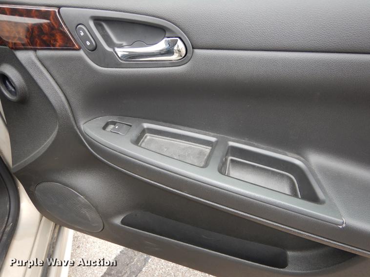 image for item DC0439 2012 Chevrolet Impala LS