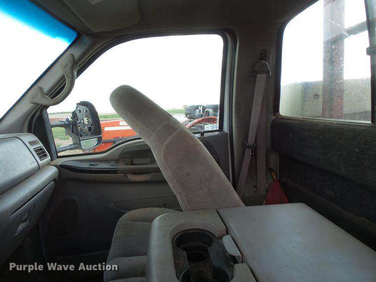 image for item DC4718 2001 Ford F350 Super Duty utility bed pickup truck with Jessen pump hoist